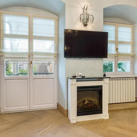 Krone Apartment Brasov Exterior photo